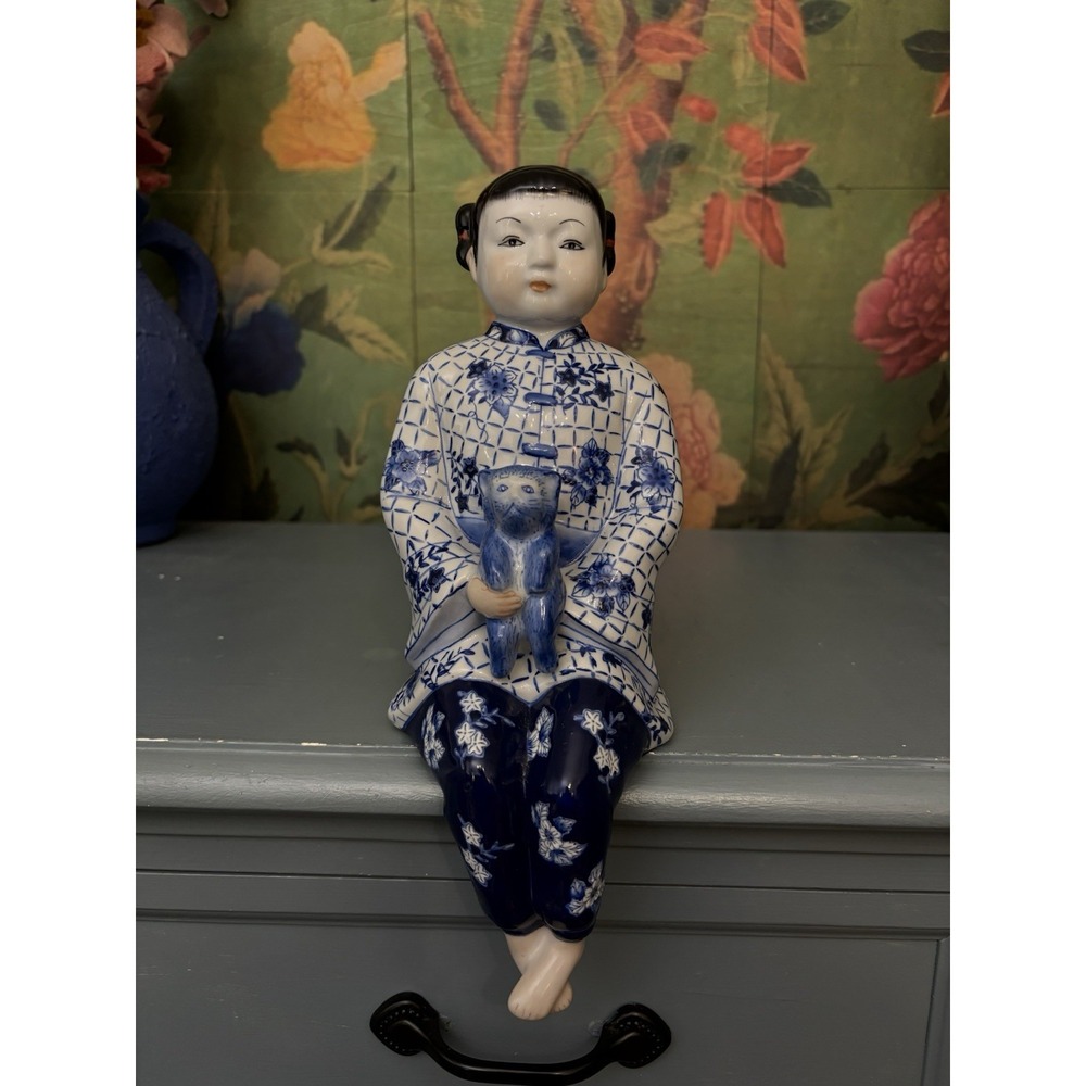 Blue White Porcelain Sitting Girl Holding Cat Chinoiserie Shelf Sitter